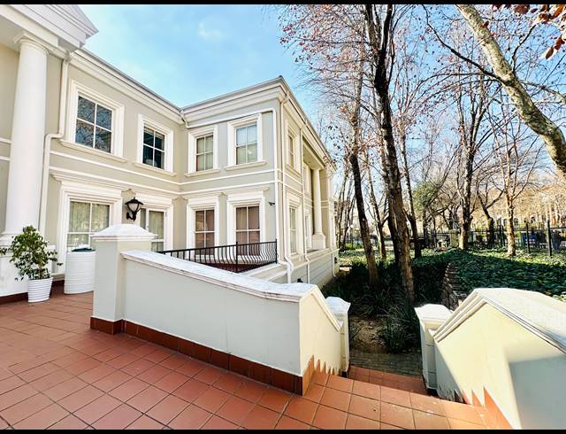 200M² OFFICE TO LET IN BRUMA